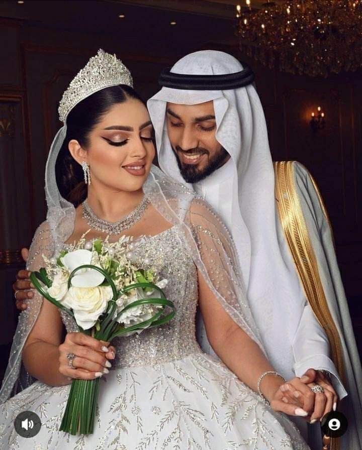 Elite Couple Gallery8